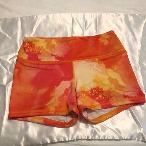 Fleo Medium Mango Glow Power High Rise